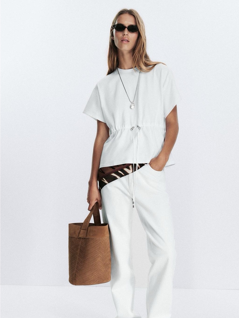 Zara Women's Drawstring Waist Short Sleeve Top - White tshirt - Picture 2 of 11
